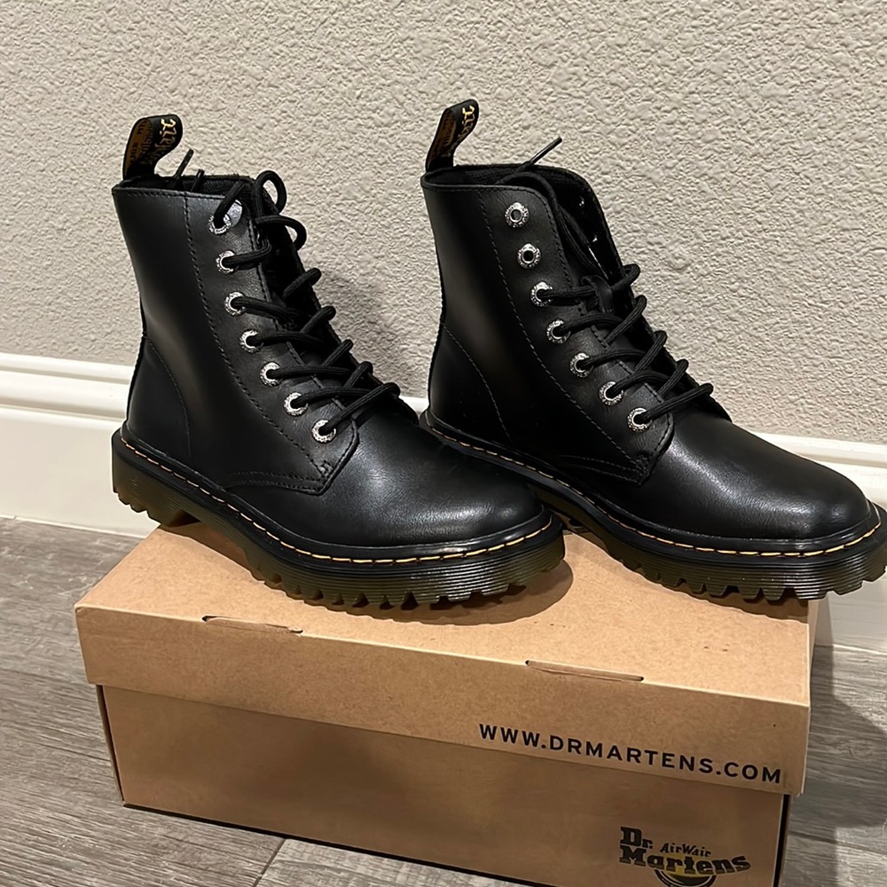 Brand new Dr. Martens size 7